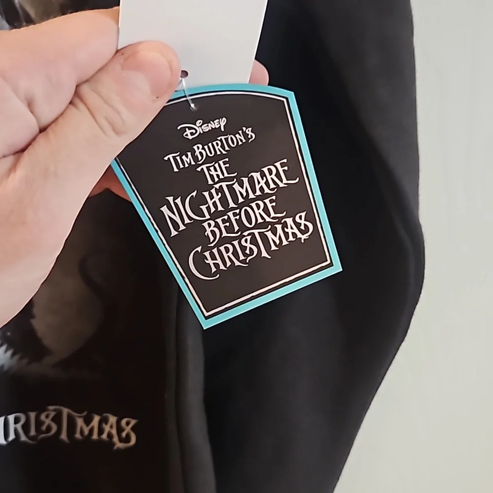 DISNEY Nightmare Before Christmas SWEATSHIRT: BLACK: NEW WITH TAGS: L (10/12)